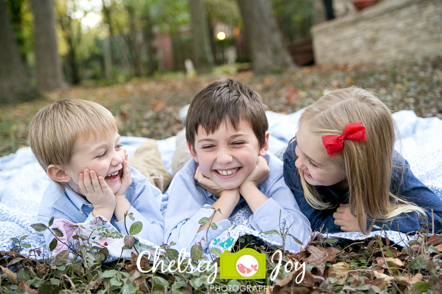 Children laugh during a portrait session in Wheaton.