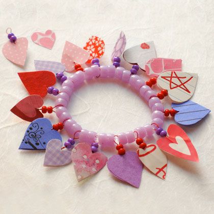 Fun Valentine's Day craft idea to do with your daughter.