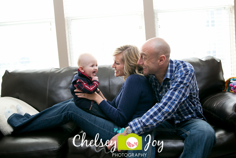 Oswego IL Candid Family Photographer