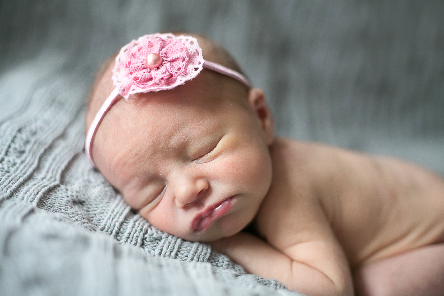 Chicago Lifestyle Newborn Photographer