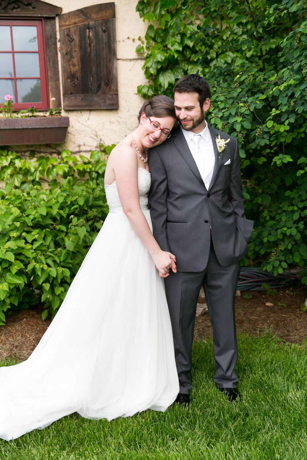 Onion Pub Wedding Photographer Onion Pub and Brewery Wedding