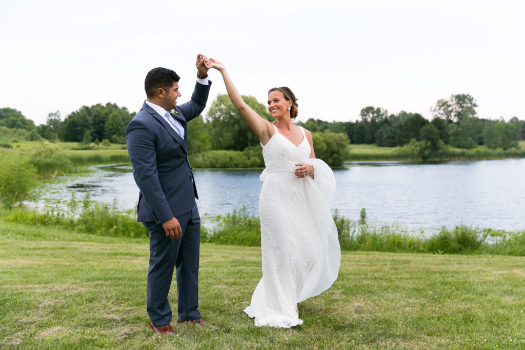 Chicago Barn Wedding Photographer