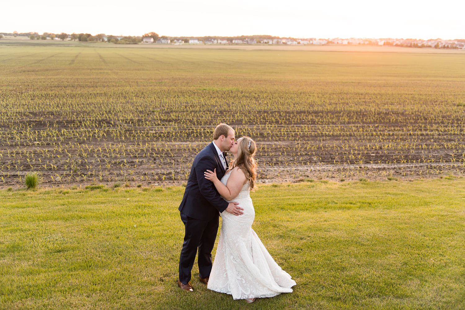 Emerson Creek Oswego Wedding